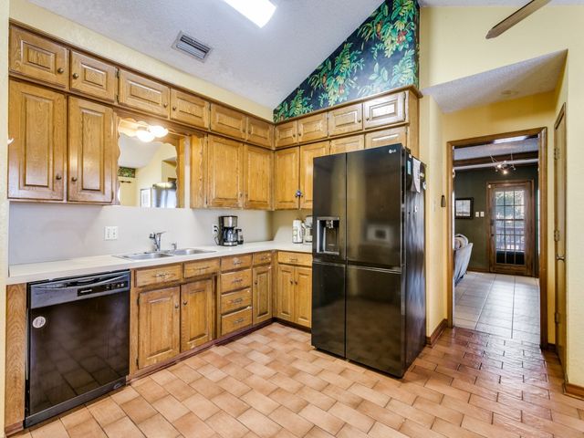 1311 Oak Timber Drive, Euless, TX 76039