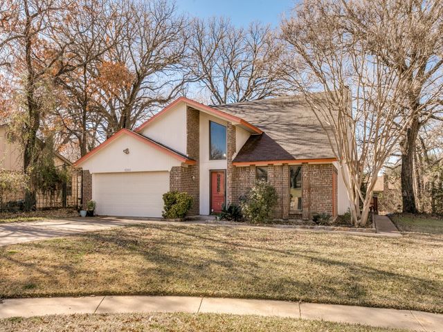 1311 Oak Timber Drive, Euless, TX 76039