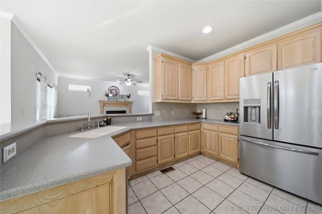 11713 S 96th East Place, Bixby, OK 74008