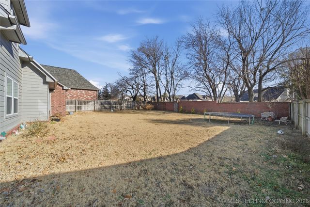 11713 S 96th East Place, Bixby, OK 74008