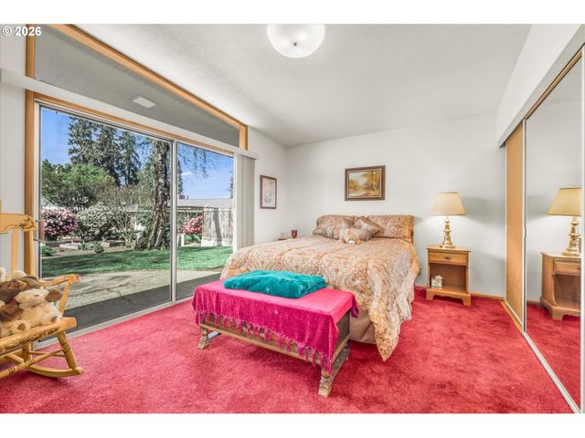 2205 N COUNTRY CLUB Dr, Canby, OR 97013