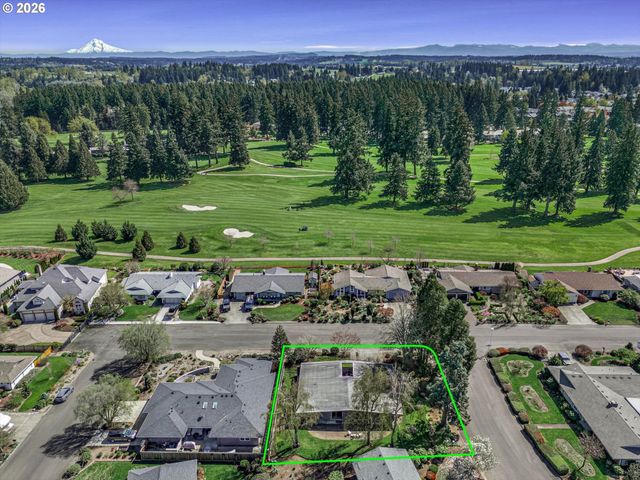 2205 N COUNTRY CLUB Dr, Canby, OR 97013