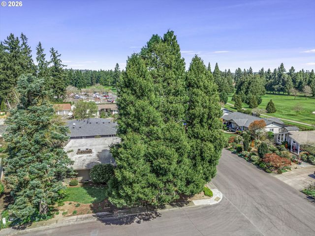2205 N COUNTRY CLUB Dr, Canby, OR 97013