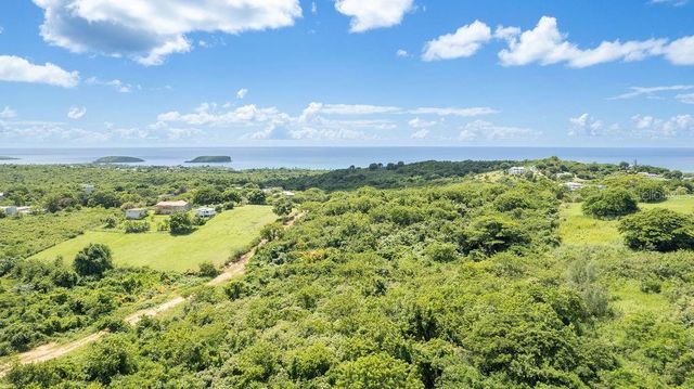 Lot 5 CARR 201 KM.HM 5.8, Vieques, PR 00765