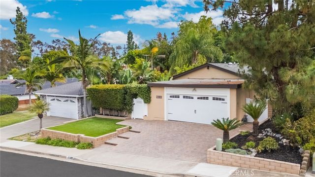 27092 Encinas, Mission Viejo, CA 92692
