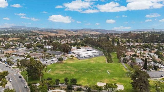 27092 Encinas, Mission Viejo, CA 92692