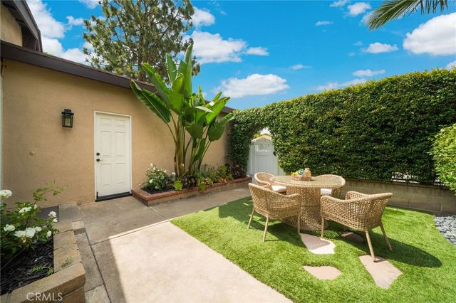 27092 Encinas, Mission Viejo, CA 92692