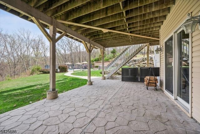 9 Mills Ridge, Sparta Twp., NJ 07871