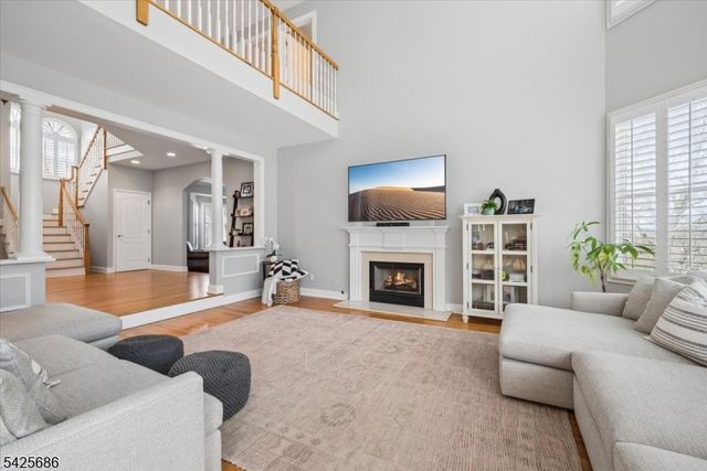 9 Mills Ridge, Sparta Twp., NJ 07871