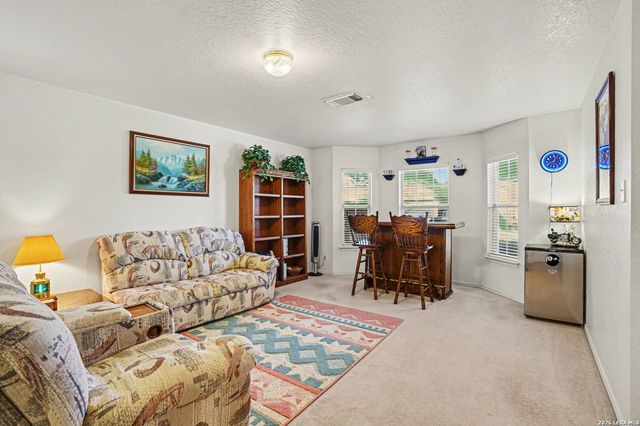 133 Springtree Grove, Cibolo, TX 78108