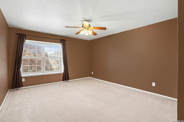 133 Springtree Grove, Cibolo, TX 78108