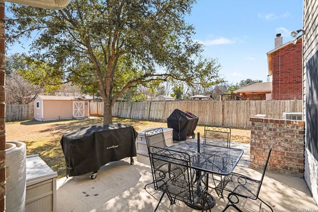 133 Springtree Grove, Cibolo, TX 78108