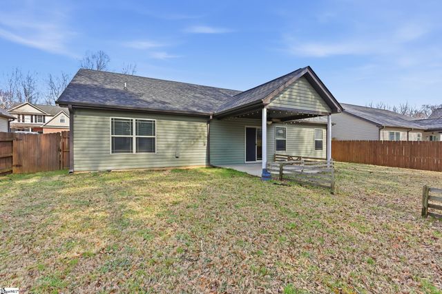 218 Heritage Creek Drive, Boiling Springs, SC 29316