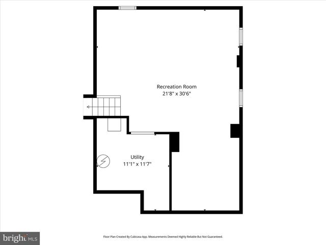 8608 CORAL GABLES LN, Vienna, VA 22182