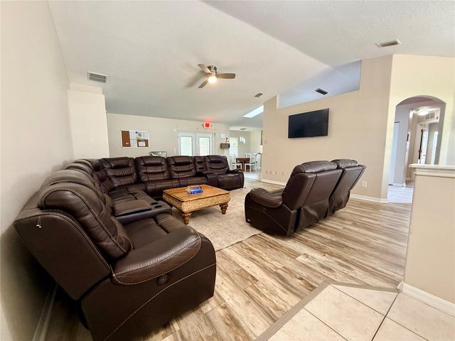 18 BURNING VIEW LANE, Palm Coast, FL 32137