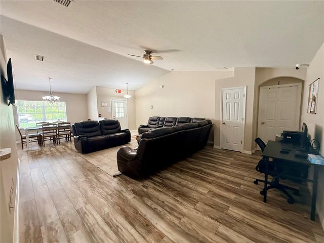 18 BURNING VIEW LANE, Palm Coast, FL 32137