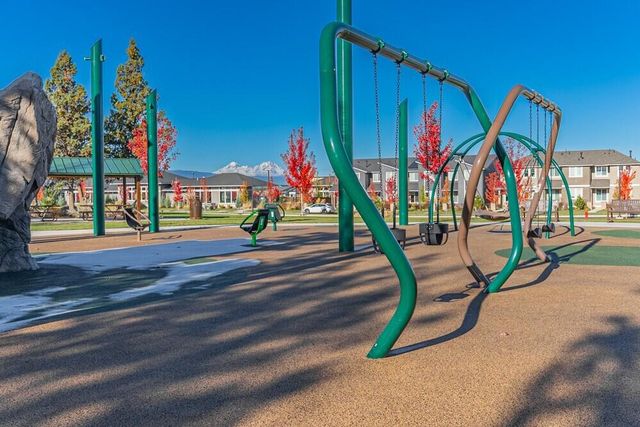 3610 NE Desert Juniper Lane, Bend, OR 97701