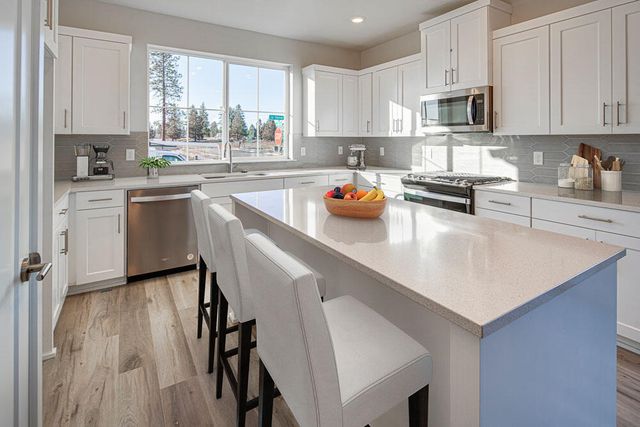 3610 NE Desert Juniper Lane, Bend, OR 97701