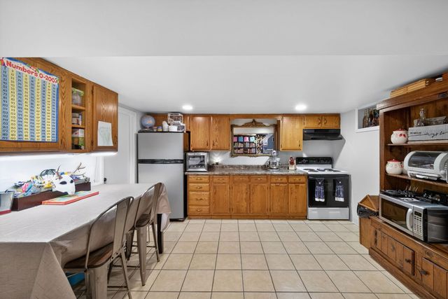 407 Butterfield Road, North Aurora, IL 60542