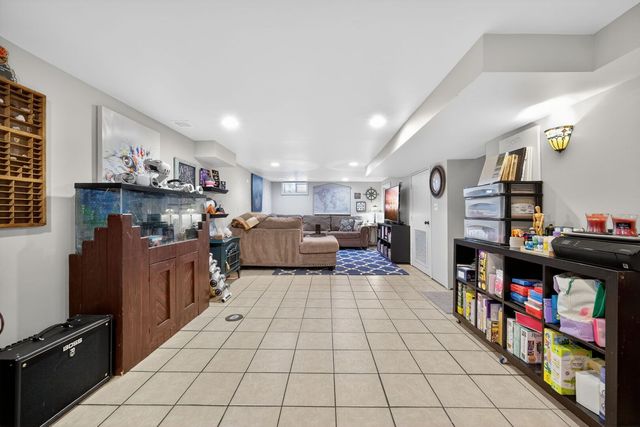 407 Butterfield Road, North Aurora, IL 60542