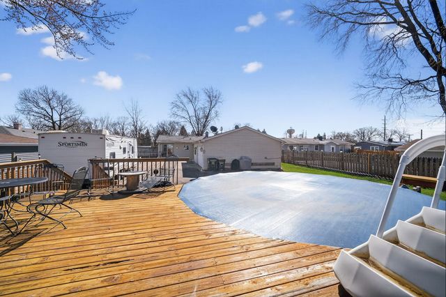 407 Butterfield Road, North Aurora, IL 60542