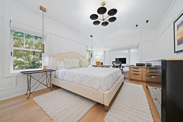 160 Chilean Avenue, Palm Beach, FL 33480