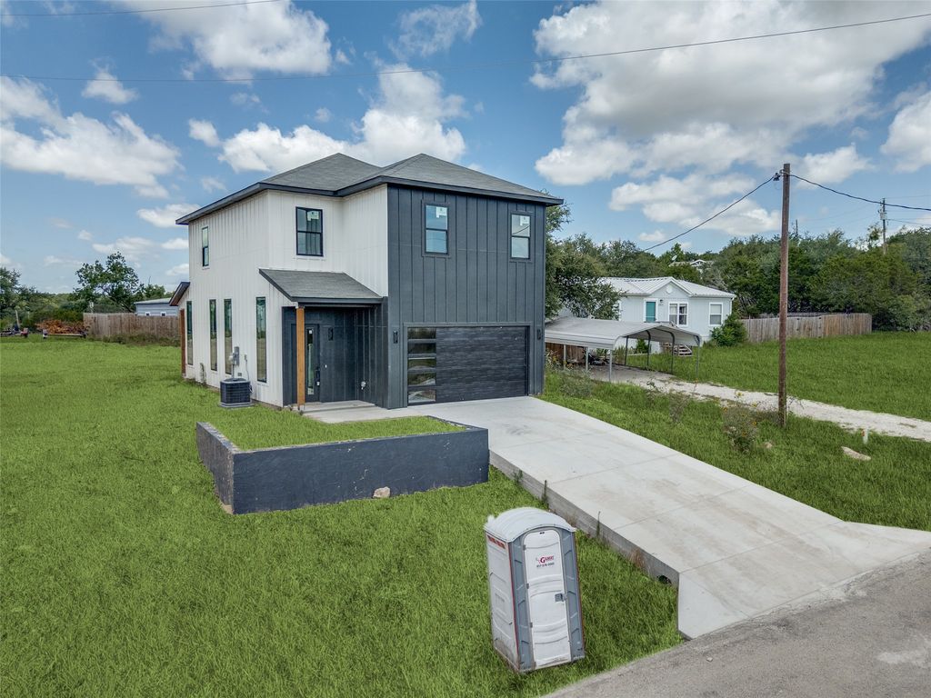 2518 Elk Trail, Granbury, TX 76048 — exterior