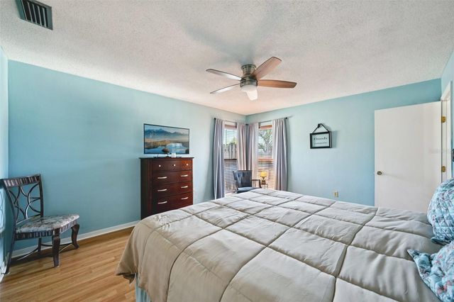 10910 128TH AVENUE, Largo, FL 33778