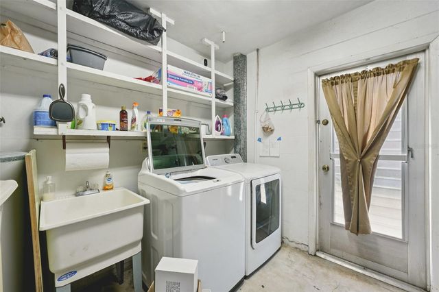 10910 128TH AVENUE, Largo, FL 33778