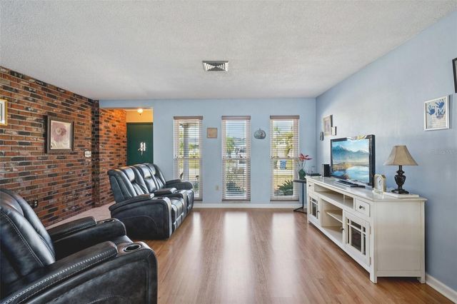 10910 128TH AVENUE, Largo, FL 33778