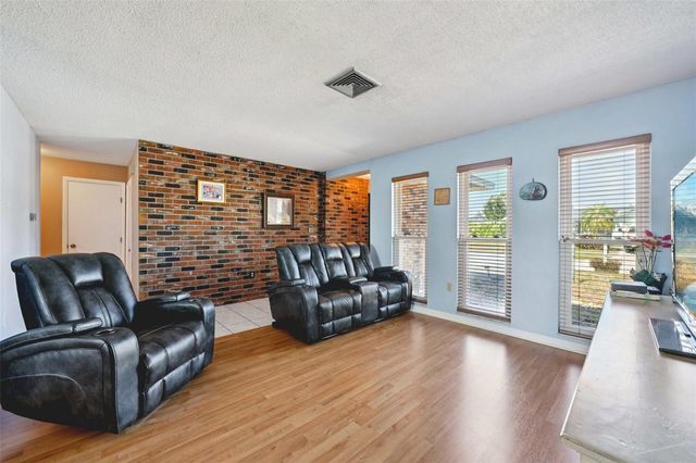 10910 128TH AVENUE, Largo, FL 33778