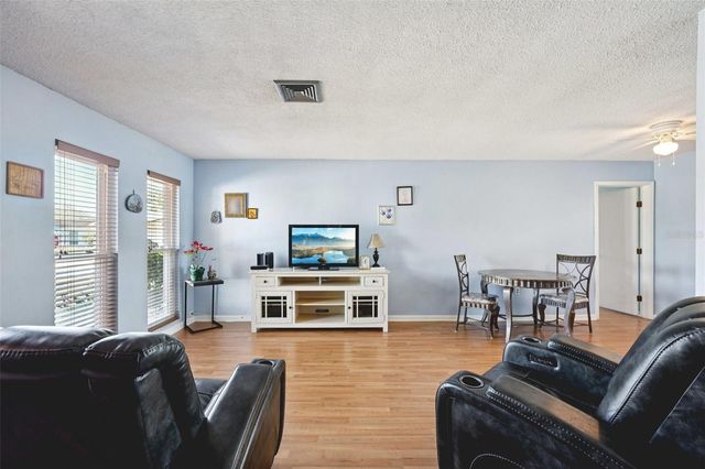 10910 128TH AVENUE, Largo, FL 33778