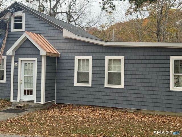 7 Oakum Dock Road, East Hampton, CT 06414