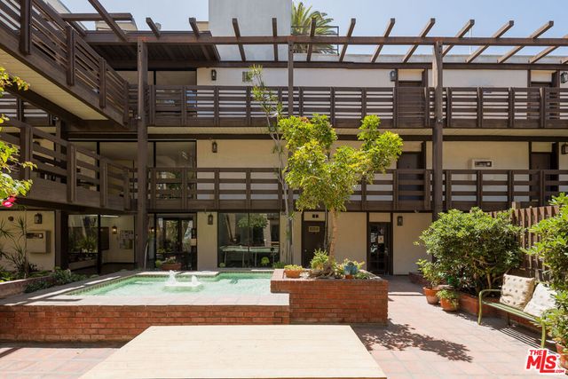 320 S Ardmore Avenue 136, Los Angeles, CA 90020