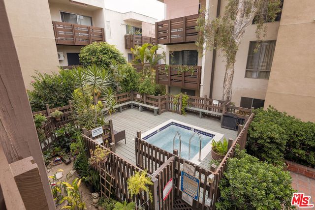 320 S Ardmore Avenue 136, Los Angeles, CA 90020