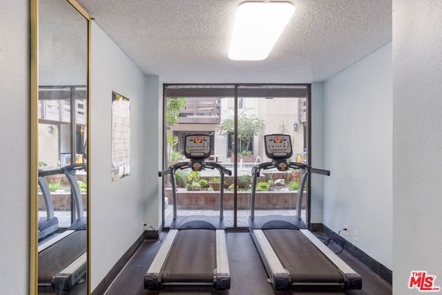 320 S Ardmore Avenue 136, Los Angeles, CA 90020