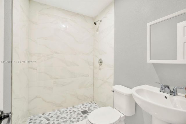 7932 Meridian St, Miramar, FL 33023