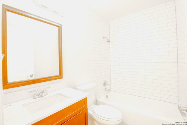 4742 Misty Run, San Antonio, TX 78217