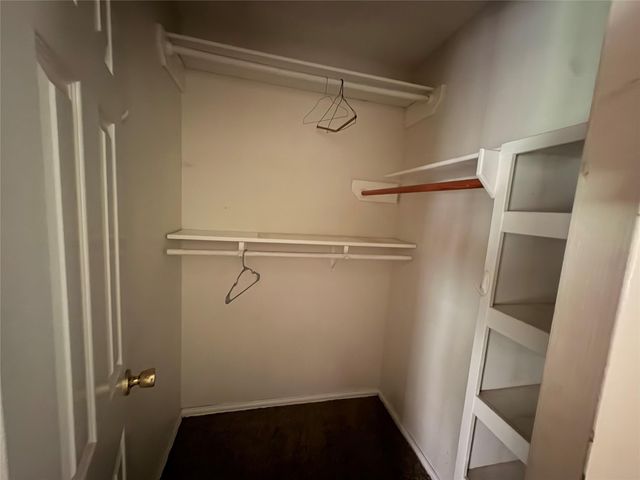 5731 Pinehurst Drive, Montgomery, TX 77316