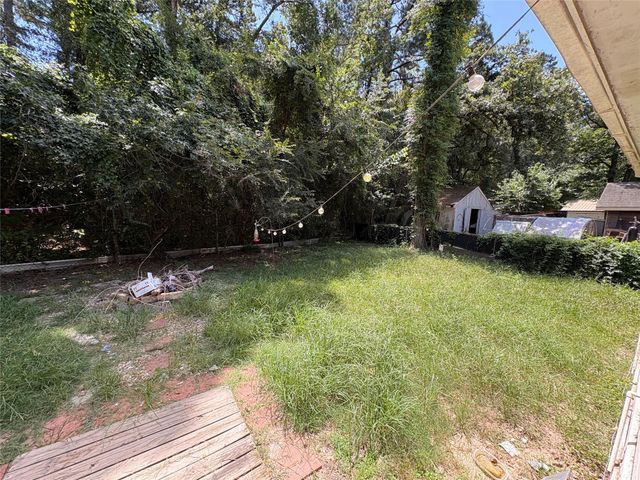 5731 Pinehurst Drive, Montgomery, TX 77316