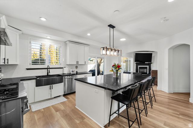 4552 W WINDSOR CIR, Cedar Hills, UT 84062