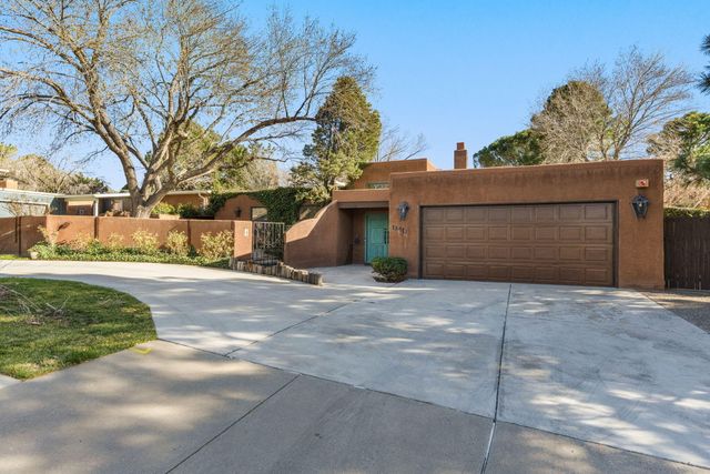 12412 Chelwood Place NE, Albuquerque, NM 87112