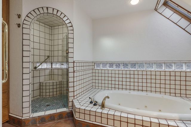 12412 Chelwood Place NE, Albuquerque, NM 87112