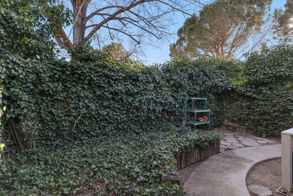 Image 14 of property listing at 12412 Chelwood Place NE, Albuquerque, NM 87112