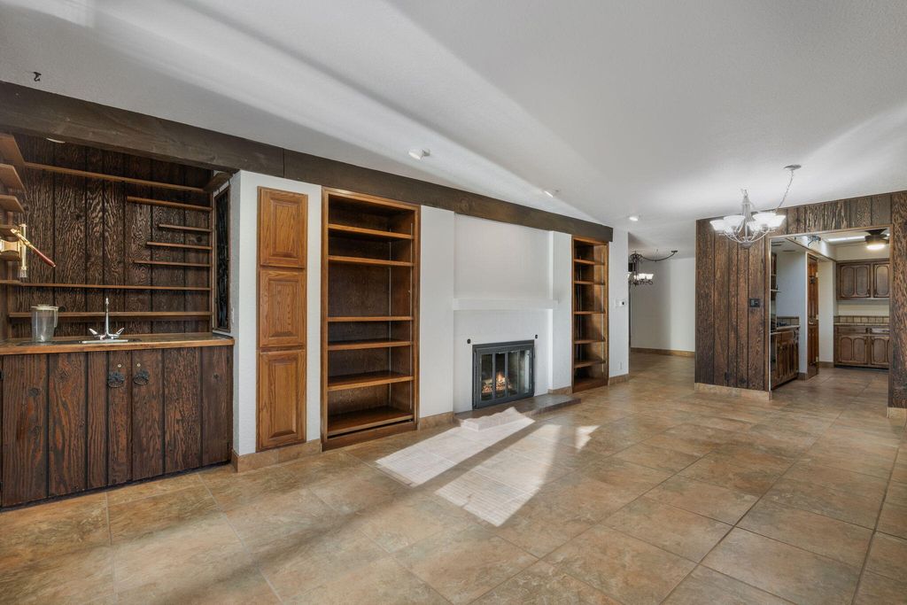 Image 24 of property listing at 12412 Chelwood Place NE, Albuquerque, NM 87112