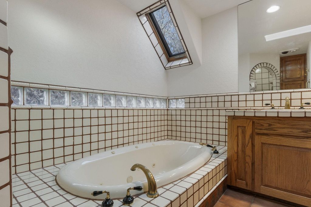 Image 36 of property listing at 12412 Chelwood Place NE, Albuquerque, NM 87112