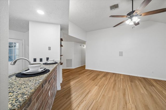 4330 Glen Avon Drive, Pasadena, TX 77505