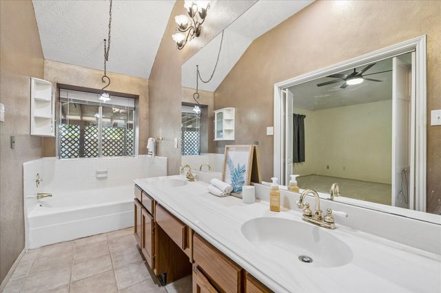 4330 Glen Avon Drive, Pasadena, TX 77505