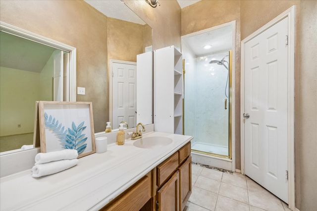 4330 Glen Avon Drive, Pasadena, TX 77505