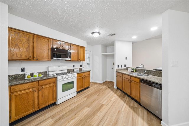 4330 Glen Avon Drive, Pasadena, TX 77505